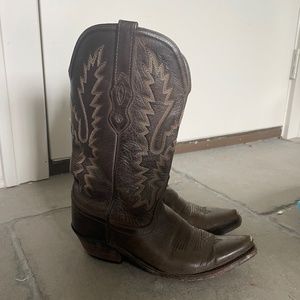 Women’s leather cowboy boots